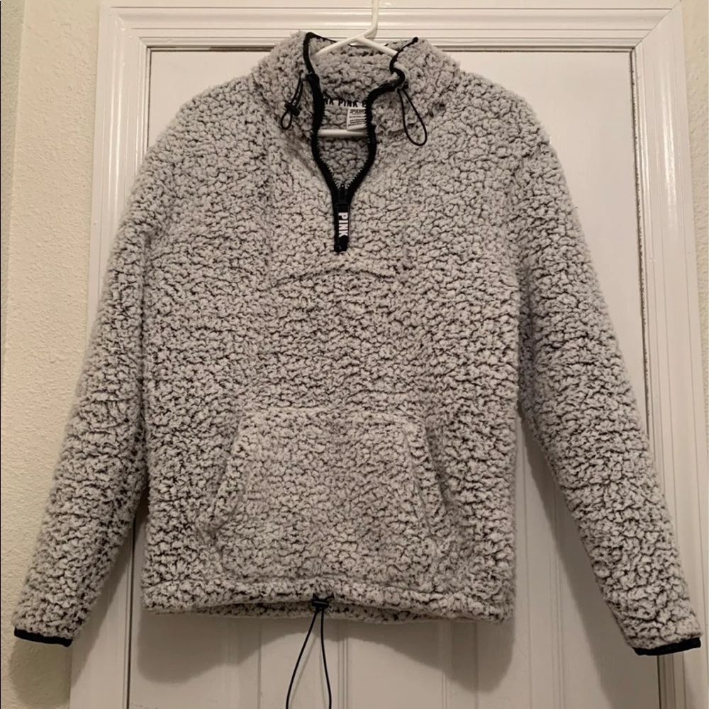 Pink VS sherpa jacket XS